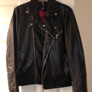 Women’s small leather jacket